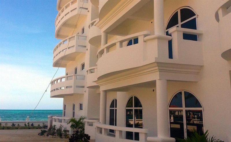 Banyan Bay Suites San Pedro (Ambergris Caye) Exterior foto